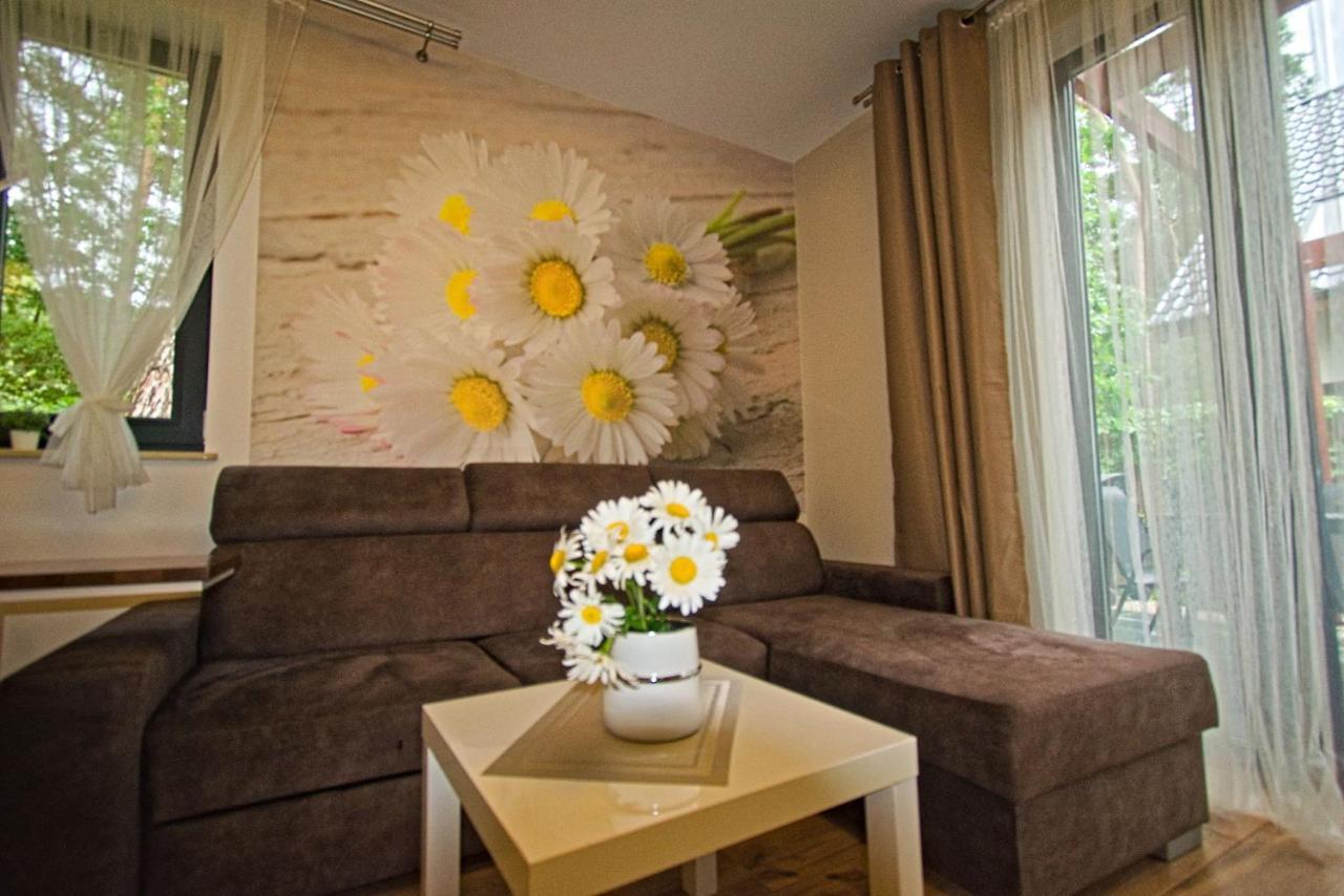 Daisy - Sunny Flowers Apartments Łukęcin Buitenkant foto