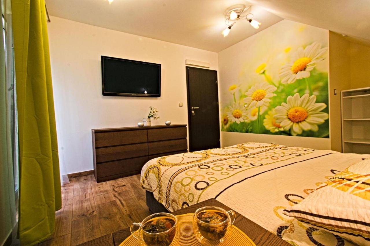Daisy - Sunny Flowers Apartments Łukęcin Buitenkant foto